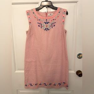 Pink seersucker vineyard vines shift